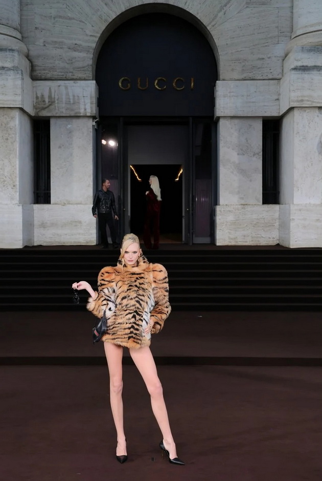 serena-vilijams-vidno-oslabena-kjerkata-na-kejt-mos-ubavica-poznatite-dami-na-gucci-nastan-vo-milano-foto-23.jpg