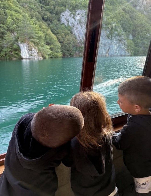 ivana-e-stomatolog-od-srbija-za-4-godini-rodi-3-deca-zhivotot-ne-e-instagram-soprugot-ne-me-razbirashe-nitu-jas-nego-11.jpg
