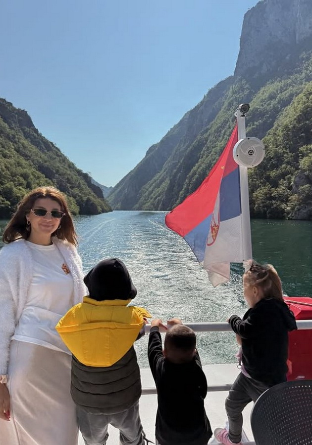 ivana-e-stomatolog-od-srbija-za-4-godini-rodi-3-deca-zhivotot-ne-e-instagram-soprugot-ne-me-razbirashe-nitu-jas-nego-12.jpg