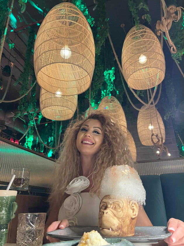 jasmina-mukaetova-za-nju-djersi-zhiveeme-vo-predgradie-so-sredeni-trevnici-uchilishni-avtobusi-i-ima-mnogu-makedonci-23.jpg