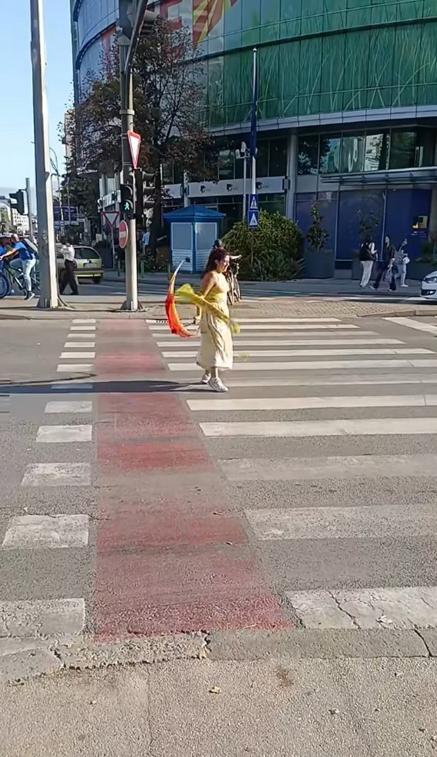 jasna-od-skopje-so-pozitiva-na-denot-na-najomrazeniot-semafor-shto-dusha-mi-vadi-dobi-poraka-shto-me-trogna-04.jpg