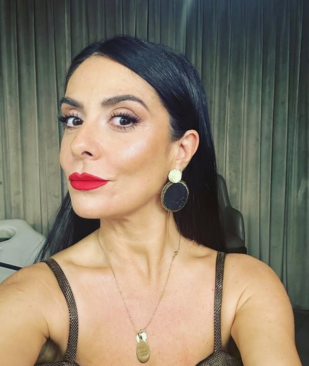 karolina-gocheva-45-i-zhivkica-kalenikova-47-bleskaat-vo-mladeshko-izdanie-pokraj-nivniot-drugar-dadar-07.jpg