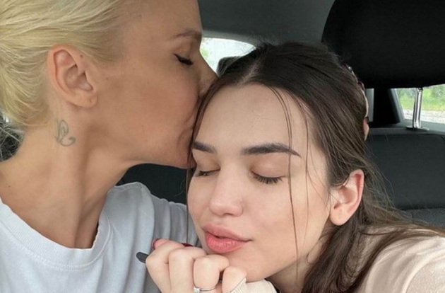 natasha-bekvalac-i-danilo-ikodinovikj-vo-dobri-odnosi-ja-ispratija-kjerka-si-na-studii-vo-madrid-toj-se-razveduva-od-vtorata-sopruga-04.jpg