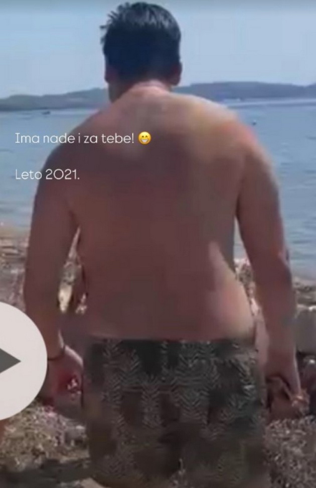 pejachot-nikola-rokvikj-40-nekogash-imashe-maka-so-kilogramite-denes-e-vo-fit-i-muskulesta-forma-10.jpg
