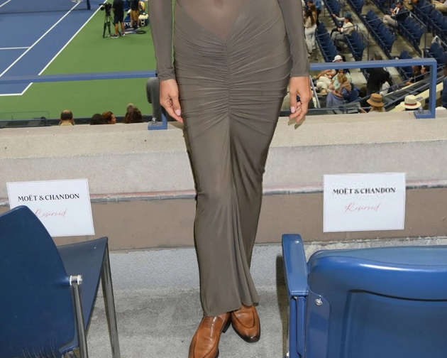 taa-e-ubava-no-fustanot-irina-shajk-dobi-kritiki-za-izgledot-na-us-open-balans-se-navidum-mashkite-chevli---08.jpg