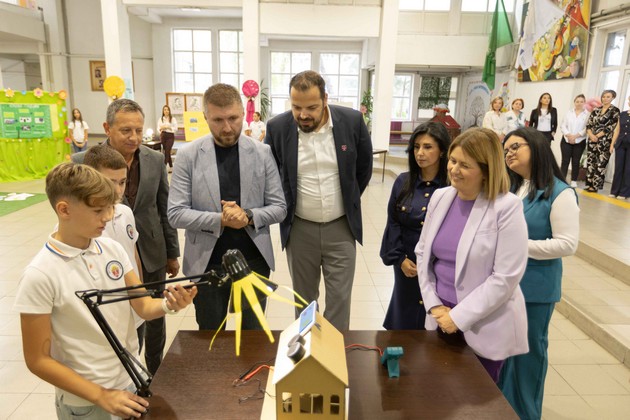 energetska-efikasnost-vo-praksa-lazo-angelovski-e-edno-od-prvite-uchilishte-so-sistem-za-sledenje-na-potroshuvachkata-na-energija-08.jpg