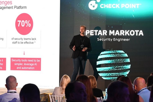 ingram-vendors-networking-4-utvrdeni-se-novite-nasoki-na-rabotenjeto-so-vi-pretstoi-dinamichen-period-15.JPG