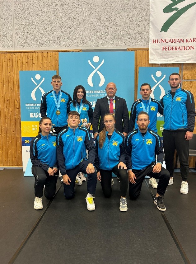 karate-klubot-makpetrol-sekako-e-najtroofeen-i-najuspeshen-makedonski-tim-dodeka-pak-univerzitetskata-karate-reprezentacija-e-najuspeshna-vo-makedonija-05.jpg