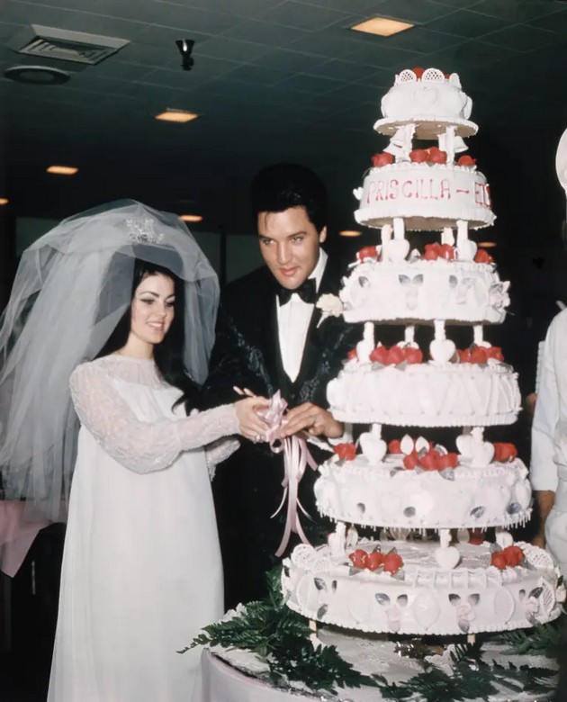 spiela-so-tatko-na-kim-kardashijan-elvis-ja-siluval-i-ja-teral-da-abortira-prisila-prisli-so-novi-kontroverzni-otkritija-06.jpg