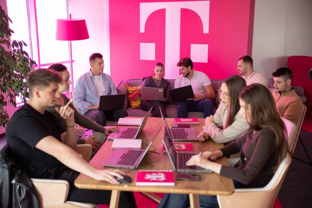 telekom-i-ministerstvoto-za-digitalna-transformacija-kreiraa-ai-reshenie-za-polesno-prebaruvanje-podatoci-02.jpg