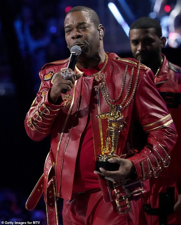 viralni-i-neprijatni-momenti-shto-gi-obelezhaa-mtv-vma-2025-najsmeshnite-tvitovi-za-nastanot-09_copy_copy.JPG