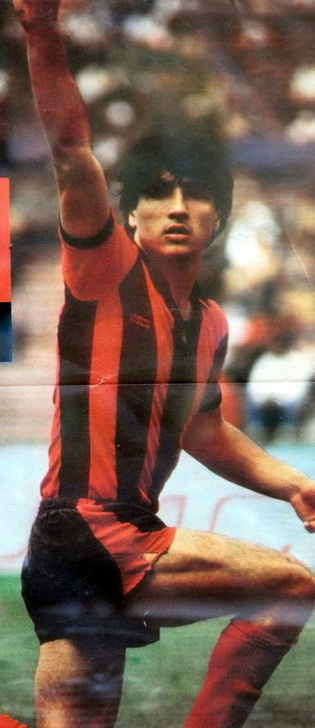 darko-panchev-napolni-60-godini-zlatna-topka-i-dve-torti-za-rodendenot-na-fudbalskata-legenda-04.jpg