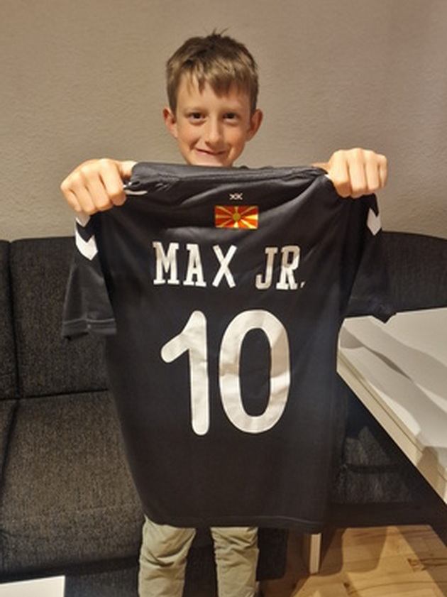 maksim-aleksov-10-e-talentiran-fudbaler-igra-vo-danska-a-sonuva-da-bide-del-od-nashata-reprezentacija-07_copy.jpg