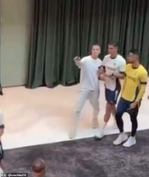 ronaldo-grubo-turna-fan-koj-go-probi-obezbeduvanjeto-za-selfi-fudbalerot-meta-na-kritiki-video-05.jpg
