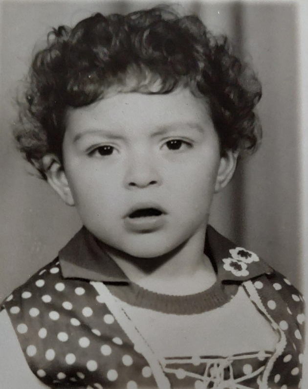 tatjana-stojanovska-za-crnobelo-leksikon-sakav-da-bidam-profesorka-koga-kje-porasnam-08.jpg