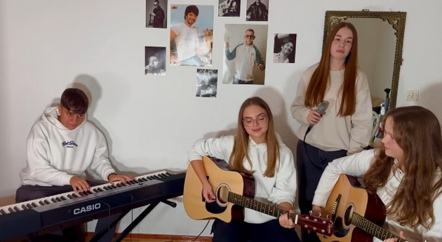 mladi-deca-od-strumica-ja-svirat-i-peat-gromovi-na-dusha-dnk-ja-peeja-za-toshe-a-sega-nie-za-site-vas-01.jpg