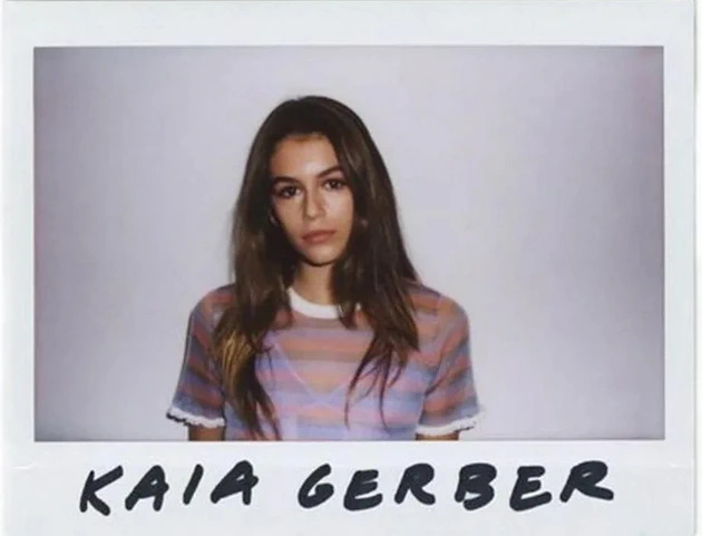 prirodni-mladi-i-bez-shminka-kako-izgledale-najubavite-supermodeli-na-polaroidite-na-pochetokot-na-karierata-foto-09.jpg