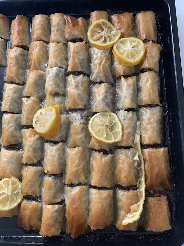 vo-kujna-so-angela-25-recept-za-baklava-so-chokoladen-fil-i-orevi-04.jpg