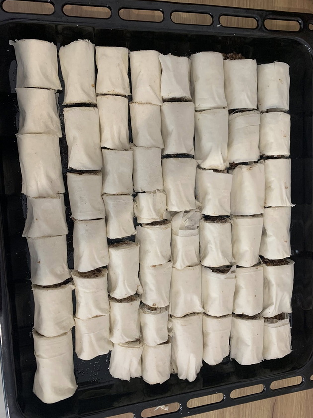 vo-kujna-so-angela-25-recept-za-baklava-so-chokoladen-fil-i-orevi-05.jpg