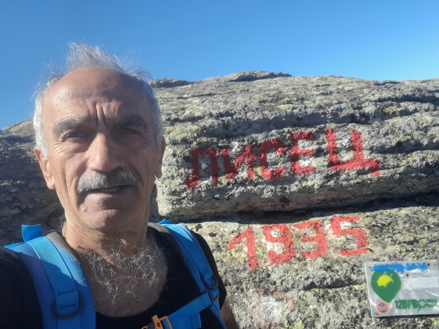 bale-brzi-72-e-herojot-od-skopski-maraton-istrcha-42km-vo-narodna-nosija-trcham-ushte-od-18-godini-05.jpg