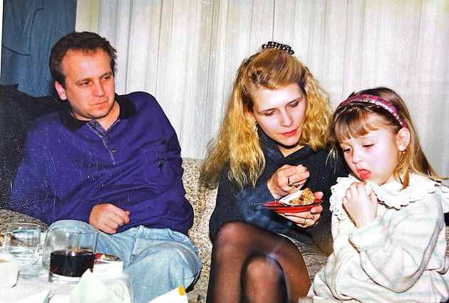 dorina-kjerkata-na-akterot-branko-gjorchev-tatko-mi-go-izgubiv-na-22-godini-maka-mi-e-shto-ne-gi-docheka-vnukite-od-mene-i-sestra-mi-10_2.jpg