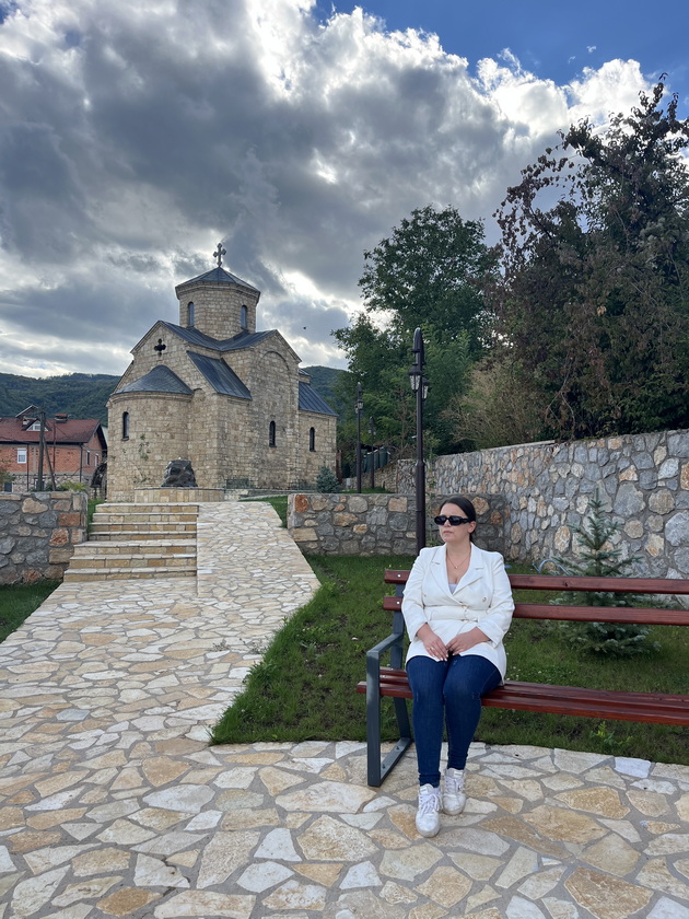 dragana-bebekoska-za-rodniot-kraj-vo-vevchani-kako-deca-igravme-krishmish-sakam-i-kjerka-mi-da-ima-detstvo-kako-moeto-06.jpeg