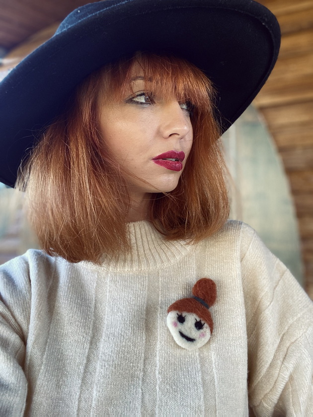 ivana-stojanovska-e-dama-so-prefinet-stil-sociolog-vo-uchilishte-i-izrabotuva-nakit-od-merino-volna-foto-10.jpeg