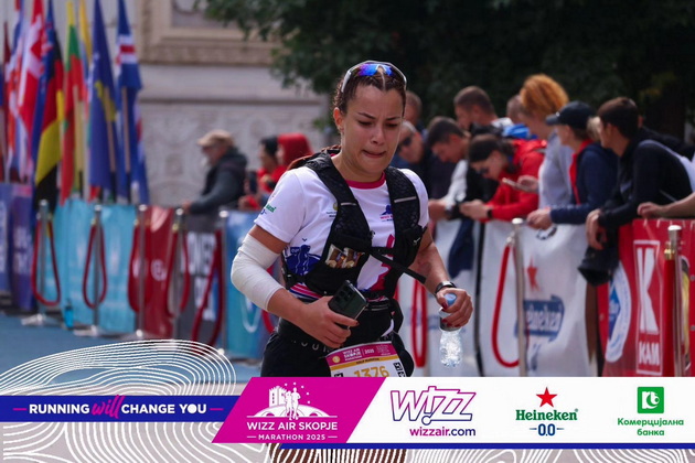 menche-trpovska-so-veshtachki-kolk-bolki-vo-lakt-od-stara-operacija-i-vospalen-nerv-na-kichma-istrchav-21km-na-skopski-maraton-2025-15_2.jpg