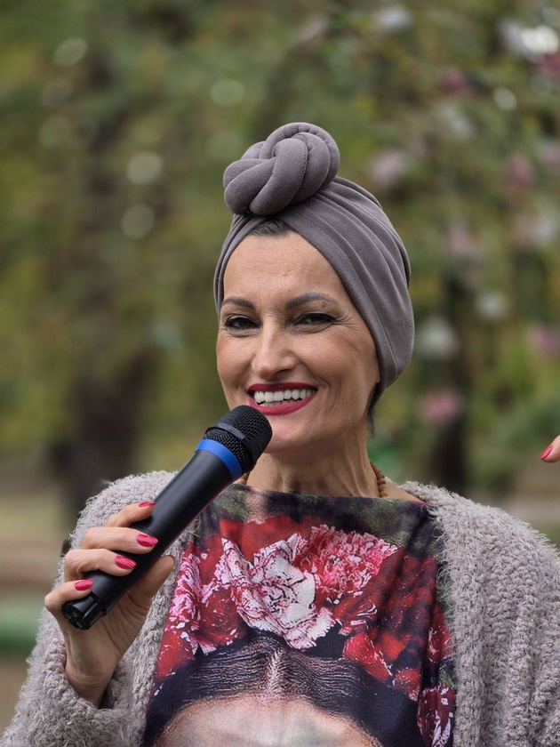 suzana-turundjieva-so-apel-imeto-na-atidje-se-zloupotrebuva-za-prodazhba-na-med-koj-ne-e-nejzin-09.jpg