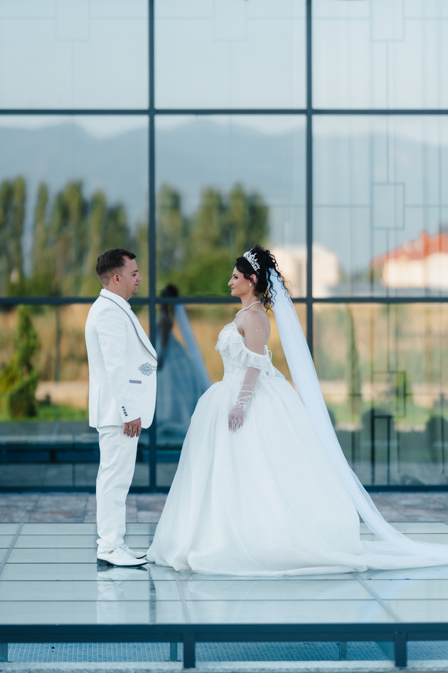 tatjana-od-radovish-zhivee-vo-shvajcarija-gi-spakuvavme-kuferite-so-soprugot-za-dvete-kjerki-da-rastat-vo-sredena-drzhava-13.jpg