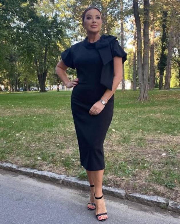 voditelkata-na-nikad-nije-kasno-e-modna-dama-na-60-godini-partnerot-ja-ostavil-bremena-so-bliznaci-denes-bleska-22.jpg