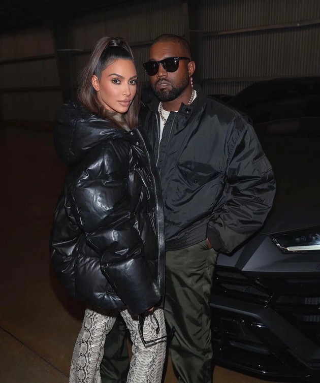 kim-kardashijan-otkri-deka-bliska-lichnost-najmila-platen-ubiec-za-nea-fanovite-ubedeni-deka-e-kanje-03.jpg
