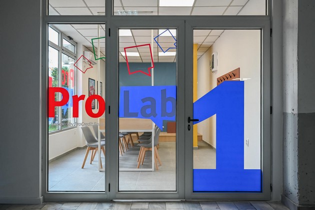 oficijalno-se-otvoreni-vratite-na-prolab-novata-kreativna-laboratorija-na-ekonomskiot-fakultet-skopje-pri-ukim-poddrzhana-od-8.jpg