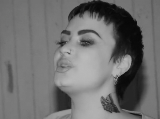 se-predozira-dozhivea-infarkt-zboruvashe-so-vonzemjani-niz-shto-se-pomina-demi-lovato-pred-da-napravi-kambek-2.JPG
