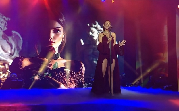 simona-popovska-so-ne-mi-doagjash-emotivna-eksplozija-na-40-toto-izdanie-na-makfest-01.JPG