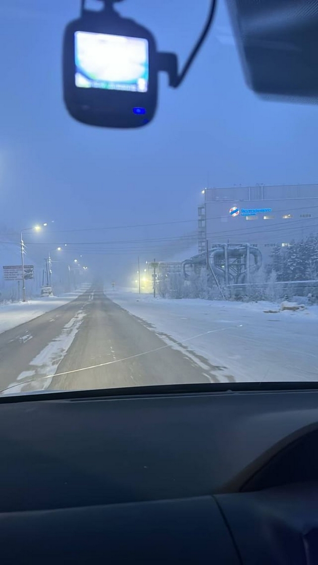 zhiveam-vo-najstudeniot-grad-vo-svetot-uchilishtata-rabotat-i-na-50-c-hranata-e-3-pati-poskapa-04.JPG