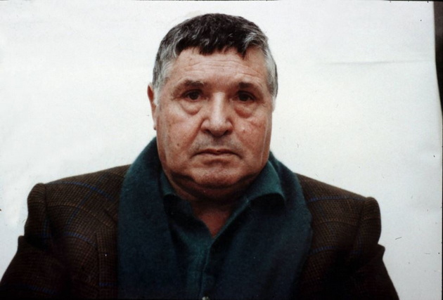 17-godishniot-sin-go-teral-da-ubie-chovek-go-nosi-epitetot-najsuroviot-mafijash-vo-italija-koj-e-salvatore-toto-rina-02.jpg