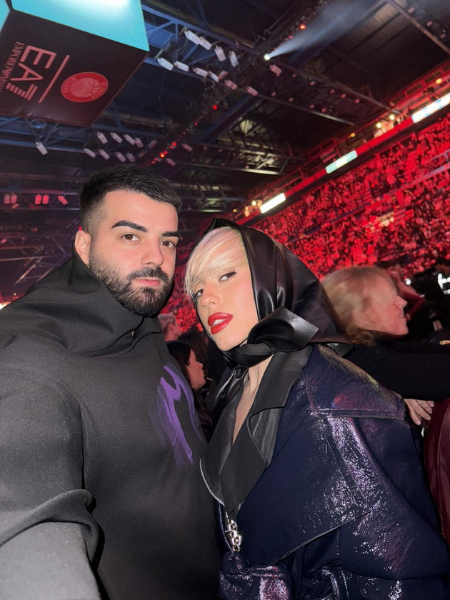 antonia-gigovska-i-marjan-petrov-na-koncert-na-lejdi-gaga-vo-milano-vip-kartite-gi-plativme-1-000-evra-nashiot-majkl-dameski-igrashe-na-scena-so-nea-02.jpg