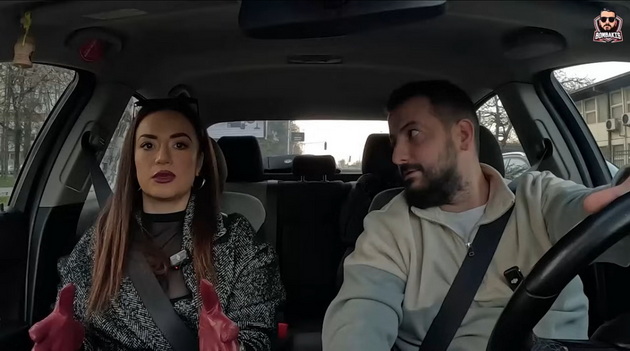 bombakis-pochna-nova-sezona-so-podkastot-vo-avtomobil-sakam-da-se-povozime-so-karolina-gocheva-makar-i-vo-bitola-07.jpg