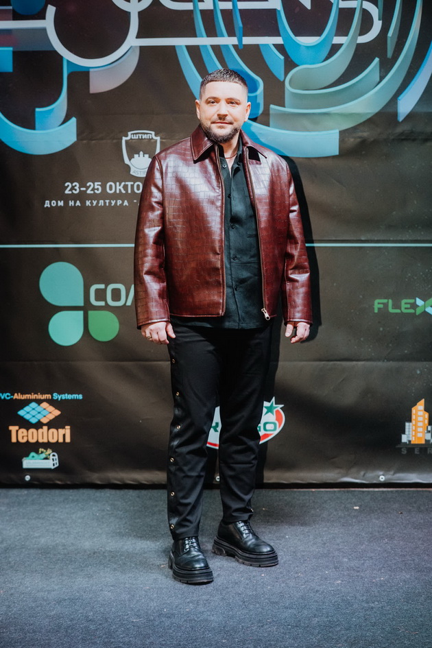 modata-na-crveniot-tepih-na-vtorata-vecher-na-makfest-2025-76.jpg