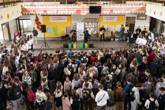 posledno-zbogum-za-pancho-od-negovoto-osnovno-uchilishte-decata-sekogash-mu-bea-prioritet-04.jpg