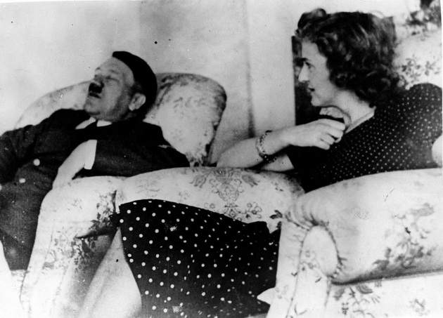 site-ljubovnici-na-adolf-hitler-biral-dvojno-pomladi-devojki-edna-mu-rodila-sin-vnukata-se-ubila-poradi-nego-02.jpg