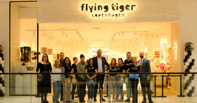 grupacijata-balfin-go-nosi-flying-tiger-copenhagen-vo-east-gate-mall-01.jpg