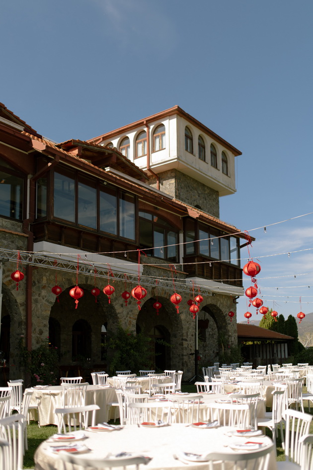 teodora-od-skopje-i-basil-so-poteklo-od-tajvan-se-zapoznaa-vo-hongkong-a-se-venchaa-vo-demir-kapija-11.jpg