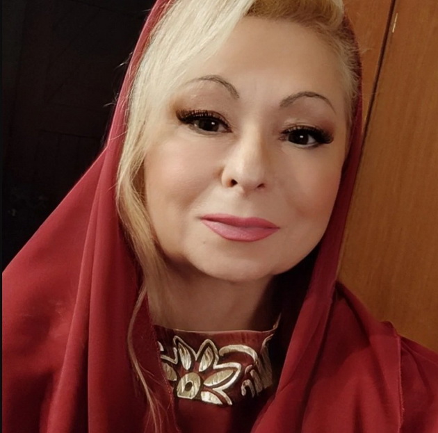 cece-nikolova-so-fotka-od-detstvoto-vo-dom-bez-roditeli-jang-dadi-ja-pokazha-devojkata-shto-pravat-nashite-dzvezdi-denovive-05.jpg