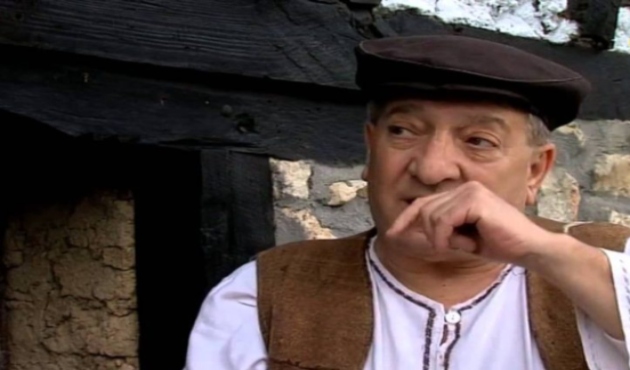 goce-todorovski-74-stavi-tetovazha-angelski-krilja-po-izjavata-deka-tajna-za-uspeshen-brak-e-da-imash-shvalerki-03.jpg