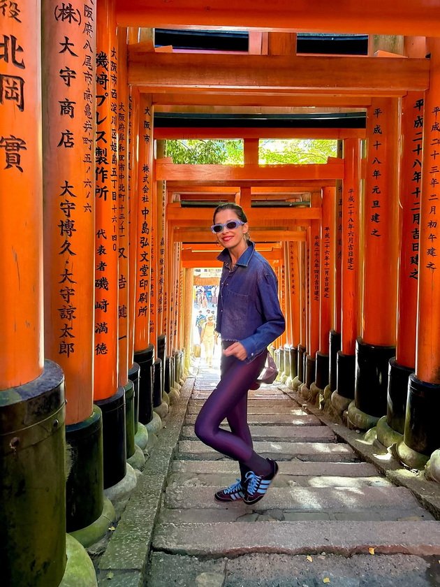 karolina-i-soprugot-mihail-pregrnati-i-zaljubeni-vo-japonija-od-modernoto-tokio-dojdoa-vo-tradicionalnoto-kjoto-06.jpg