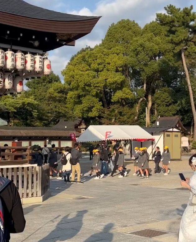 karolina-i-soprugot-mihail-pregrnati-i-zaljubeni-vo-japonija-od-modernoto-tokio-dojdoa-vo-tradicionalnoto-kjoto-13.jpg
