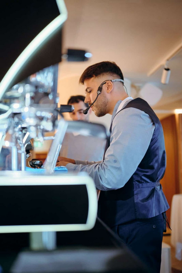 makedonec-pobedi-na-natprevar-za-najdobar-barista-na-malta-sozdadov-koktel-so-kafe-i-leshnik-tuka-zhiveam-4-godini-14.jpg