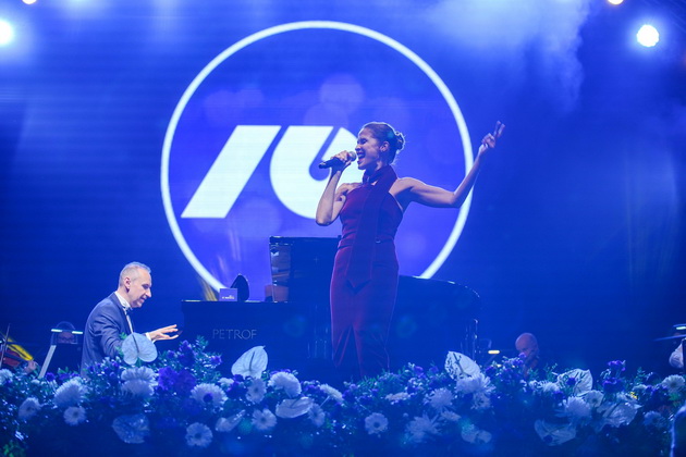 nlb-banka-go-odbelezha-40-godishniot-jubilej-so-gala-koncert-nokj-na-muzichko-sovrshenstvo-i-posvetenost-kon-iznorednost-i-zaednicata-11.jpg